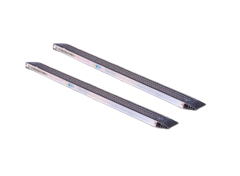 2 Rampes aluminium PREMIUM SAFETY lg 2,50m - 2800kg/paire - Accroche en "U"