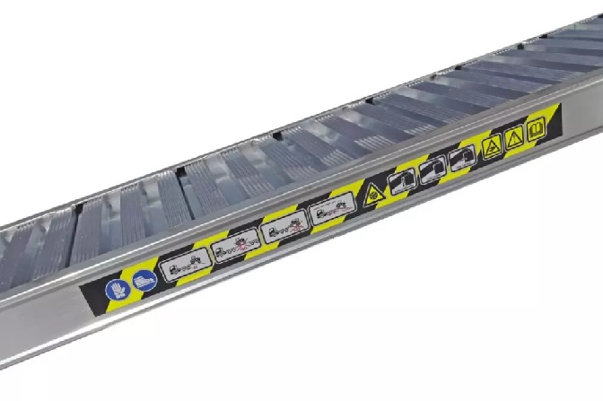 2 Rampes aluminium BASELINE SAFETY lg 2,50m - 2800kg/paire - Accroche en "U" – Image 2